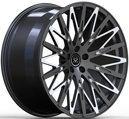 22x9.5/ET 12/22x11ET 32 PCD 5x112/CB 66.6 فلزی و سفید فلزی برای BMW 760e 2023